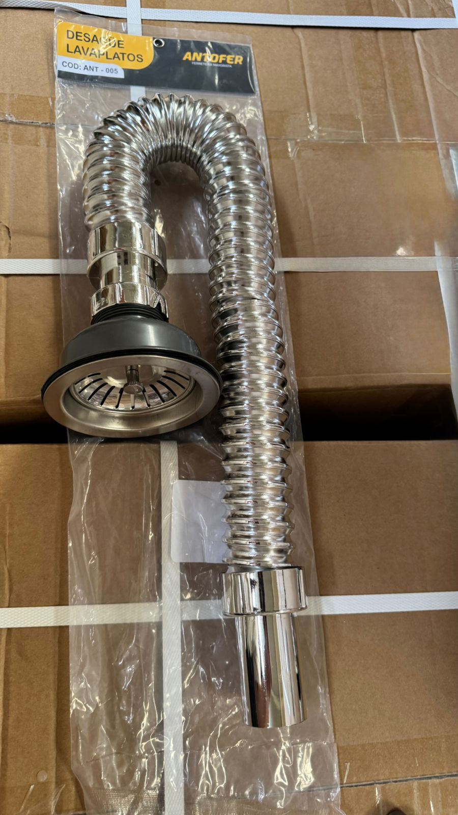 DESAGÜE LAVAPLATOS CON CANASTILLA, CAJA 50 UND